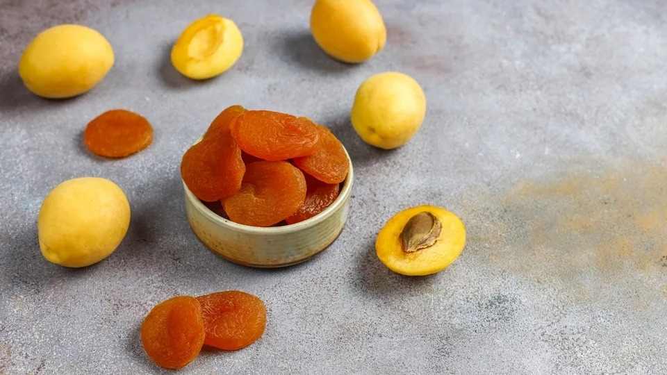 تصویر 4 از قیسی شاهرودی با شیرینی طبیعی و رنگ طلایی